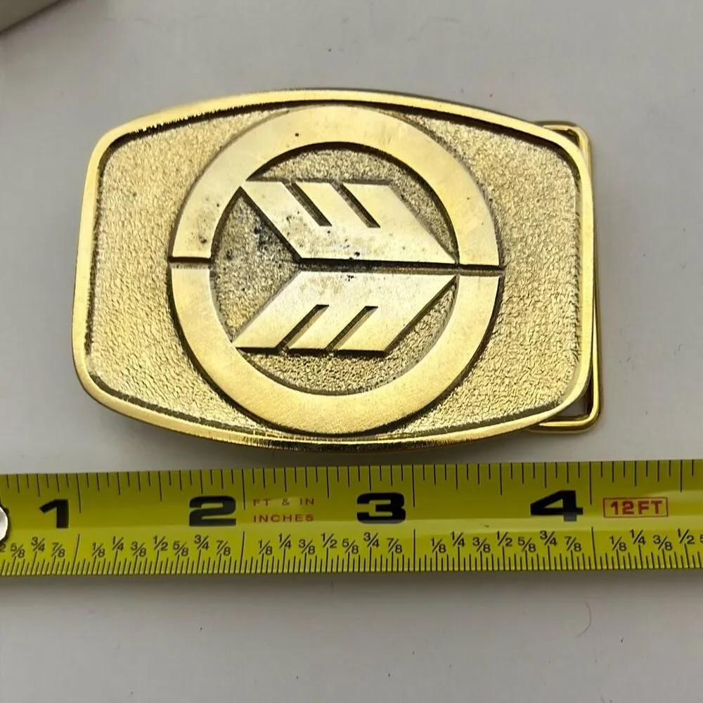Men's Goldtone Metal‎ Arrow Emblem Rectangular Western Belt Buckle